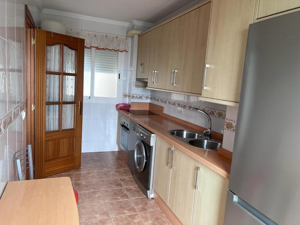 Apartamentos La Caleta Калета-де-Велес Экстерьер фото